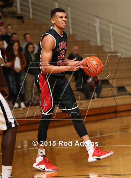 Thumbnail 2 in Lincoln Northeast vs. Lincoln (Heartland Athletic Conference Championship Game) photogallery.