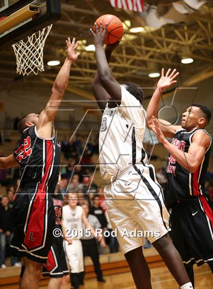 Thumbnail 1 in Lincoln Northeast vs. Lincoln (Heartland Athletic Conference Championship Game) photogallery.