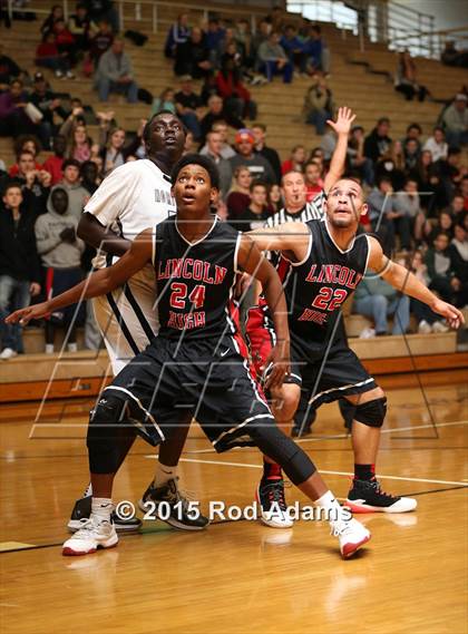 Thumbnail 2 in Lincoln Northeast vs. Lincoln (Heartland Athletic Conference Championship Game) photogallery.