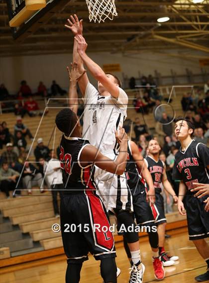 Thumbnail 1 in Lincoln Northeast vs. Lincoln (Heartland Athletic Conference Championship Game) photogallery.
