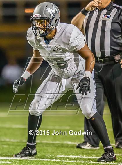 Thumbnail 2 in Clear Creek vs. Manvel (Region 3 6AD2 Area) photogallery.
