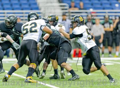 Thumbnail 1 in Brennan vs. Cedar Park (UIL 4A Division 2 Quarterfinal Playoff) photogallery.