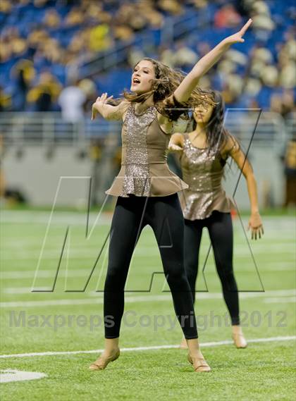 Thumbnail 2 in Brennan vs. Cedar Park (UIL 4A Division 2 Quarterfinal Playoff) photogallery.