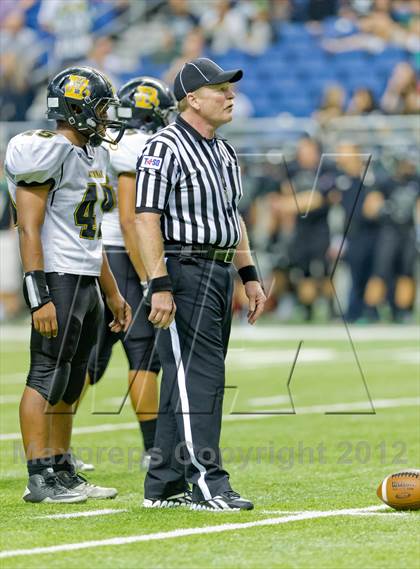 Thumbnail 2 in Brennan vs. Cedar Park (UIL 4A Division 2 Quarterfinal Playoff) photogallery.