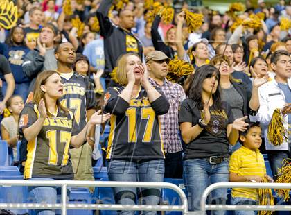 Thumbnail 2 in Brennan vs. Cedar Park (UIL 4A Division 2 Quarterfinal Playoff) photogallery.