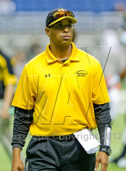 Thumbnail 1 in Brennan vs. Cedar Park (UIL 4A Division 2 Quarterfinal Playoff) photogallery.