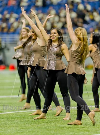Thumbnail 2 in Brennan vs. Cedar Park (UIL 4A Division 2 Quarterfinal Playoff) photogallery.