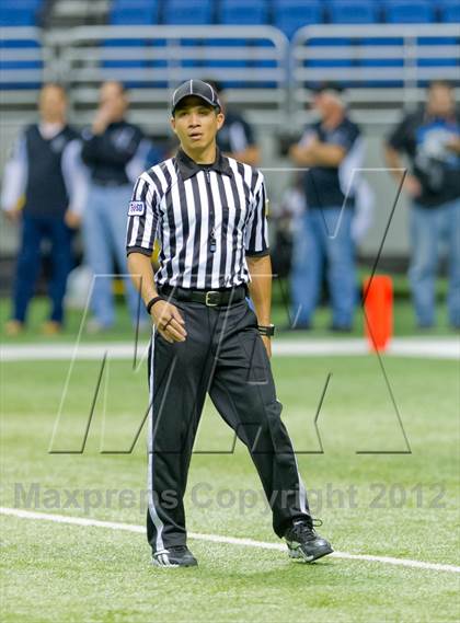Thumbnail 3 in Brennan vs. Cedar Park (UIL 4A Division 2 Quarterfinal Playoff) photogallery.