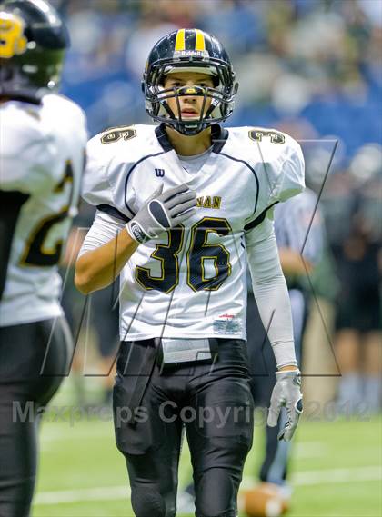 Thumbnail 2 in Brennan vs. Cedar Park (UIL 4A Division 2 Quarterfinal Playoff) photogallery.