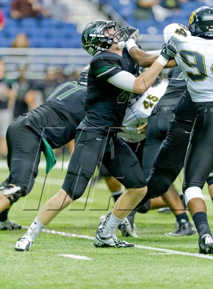 Thumbnail 2 in Brennan vs. Cedar Park (UIL 4A Division 2 Quarterfinal Playoff) photogallery.