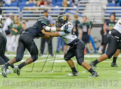 Thumbnail 1 in Brennan vs. Cedar Park (UIL 4A Division 2 Quarterfinal Playoff) photogallery.