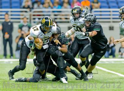 Thumbnail 1 in Brennan vs. Cedar Park (UIL 4A Division 2 Quarterfinal Playoff) photogallery.