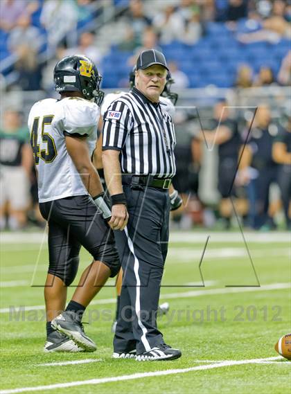 Thumbnail 3 in Brennan vs. Cedar Park (UIL 4A Division 2 Quarterfinal Playoff) photogallery.