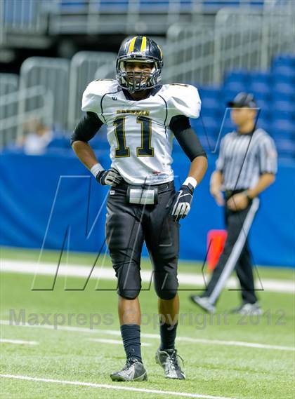 Thumbnail 3 in Brennan vs. Cedar Park (UIL 4A Division 2 Quarterfinal Playoff) photogallery.