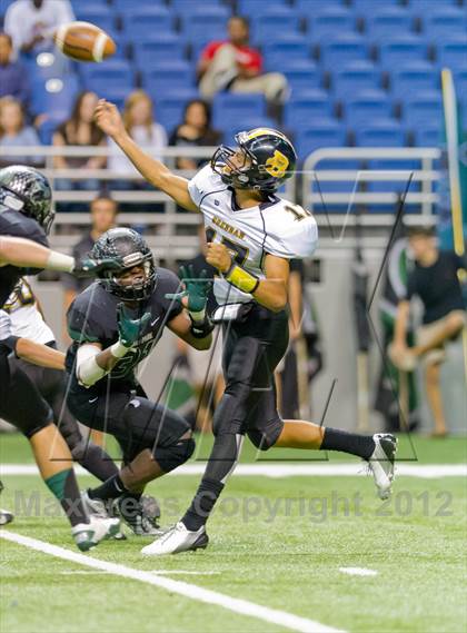 Thumbnail 2 in Brennan vs. Cedar Park (UIL 4A Division 2 Quarterfinal Playoff) photogallery.