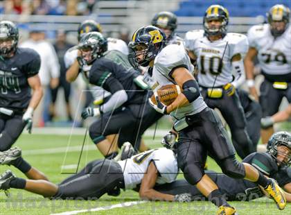 Thumbnail 2 in Brennan vs. Cedar Park (UIL 4A Division 2 Quarterfinal Playoff) photogallery.
