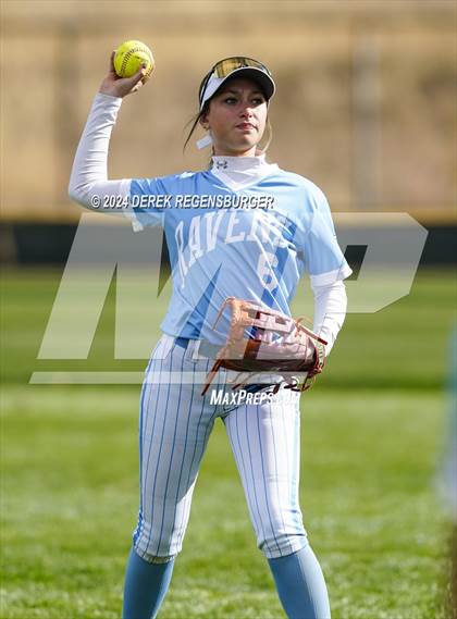 Thumbnail 2 in Riverdale Ridge vs Broomfield (CHSAA 5A Semifinal) photogallery.