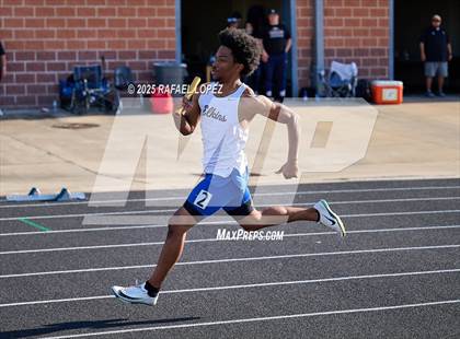 Thumbnail 3 in UIL 6A Track & Field Area 21&22 (4x400M Relay) photogallery.