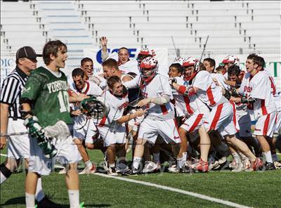 Thumbnail 3 in Yorktown vs. Syosset (NYSPHSAA Class A Semifinal) photogallery.