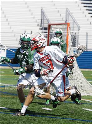Thumbnail 3 in Yorktown vs. Syosset (NYSPHSAA Class A Semifinal) photogallery.