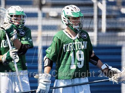 Thumbnail 1 in Yorktown vs. Syosset (NYSPHSAA Class A Semifinal) photogallery.