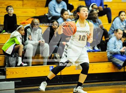 Thumbnail 1 in St. Joseph Notre Dame vs. Pinewood (Lamorinda Classic) photogallery.