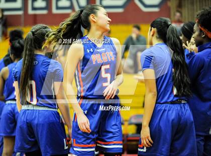 Thumbnail 3 in St. Joseph Notre Dame vs. Pinewood (Lamorinda Classic) photogallery.