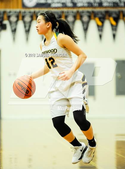 Thumbnail 3 in St. Joseph Notre Dame vs. Pinewood (Lamorinda Classic) photogallery.