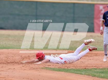 Thumbnail 3 in Mullen @ Regis Jesuit photogallery.
