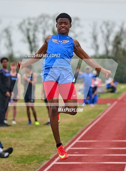Thumbnail 2 in CCISD Ruben C Jordan Relays (Long Jump) photogallery.