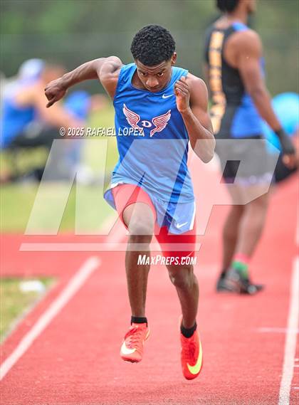 Thumbnail 3 in CCISD Ruben C Jordan Relays (Long Jump) photogallery.