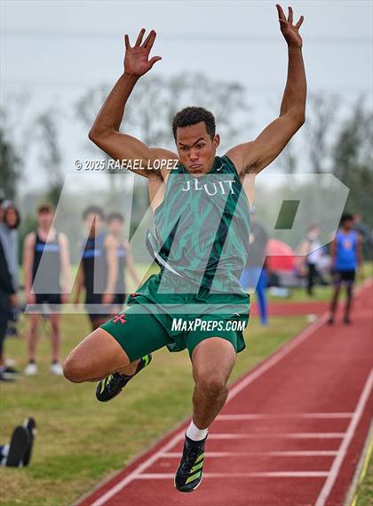 Thumbnail 1 in CCISD Ruben C Jordan Relays (Long Jump) photogallery.