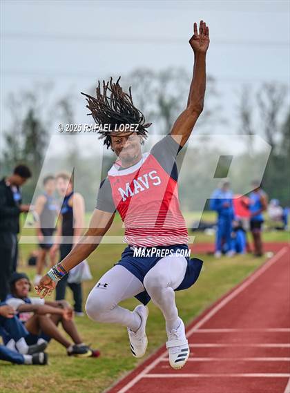 Thumbnail 2 in CCISD Ruben C Jordan Relays (Long Jump) photogallery.