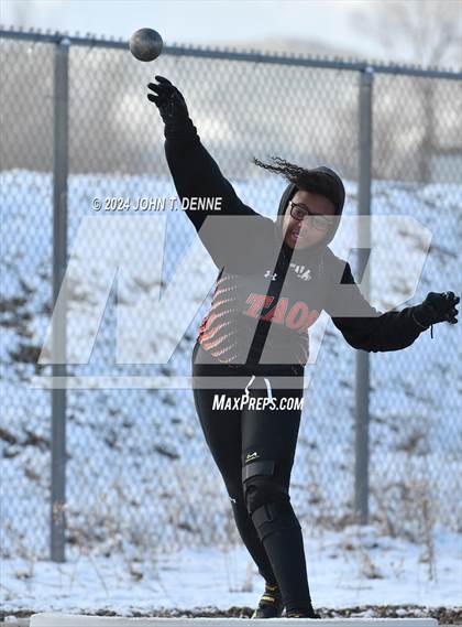 Thumbnail 3 in Taos Invitational photogallery.