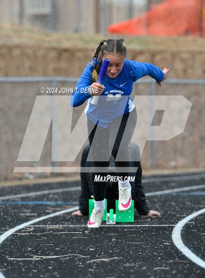 Thumbnail 2 in Taos Invitational photogallery.