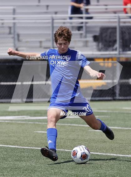 Thumbnail 3 in Dixie vs. Ridgeline (UHSAA 4A Semifinal Playoff) photogallery.
