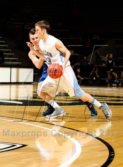 Thumbnail 2 in Broomfield vs. Valor Christian (CHSAA 4A Final Four) photogallery.