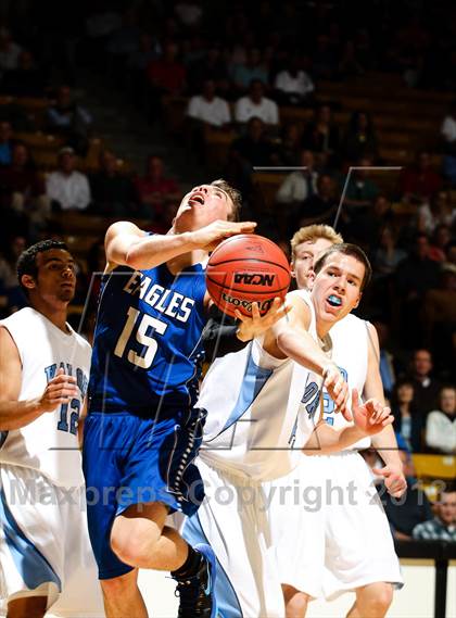Thumbnail 3 in Broomfield vs. Valor Christian (CHSAA 4A Final Four) photogallery.