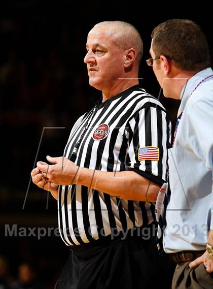 Thumbnail 1 in Broomfield vs. Valor Christian (CHSAA 4A Final Four) photogallery.