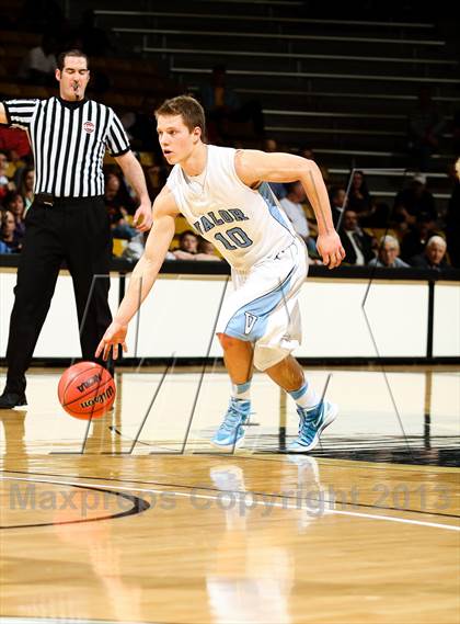Thumbnail 2 in Broomfield vs. Valor Christian (CHSAA 4A Final Four) photogallery.