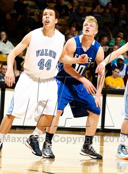 Thumbnail 2 in Broomfield vs. Valor Christian (CHSAA 4A Final Four) photogallery.
