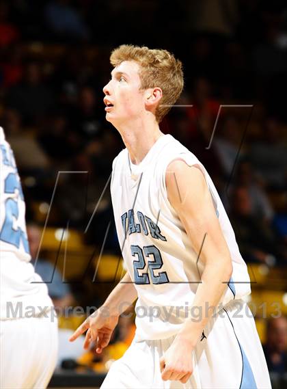 Thumbnail 2 in Broomfield vs. Valor Christian (CHSAA 4A Final Four) photogallery.
