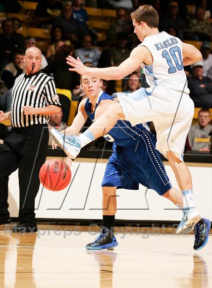 Thumbnail 1 in Broomfield vs. Valor Christian (CHSAA 4A Final Four) photogallery.
