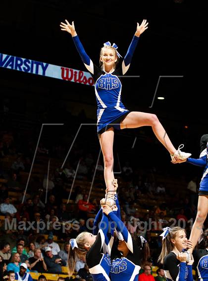 Thumbnail 2 in Broomfield vs. Valor Christian (CHSAA 4A Final Four) photogallery.
