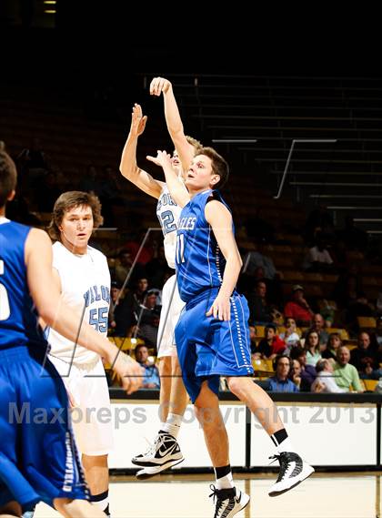 Thumbnail 1 in Broomfield vs. Valor Christian (CHSAA 4A Final Four) photogallery.