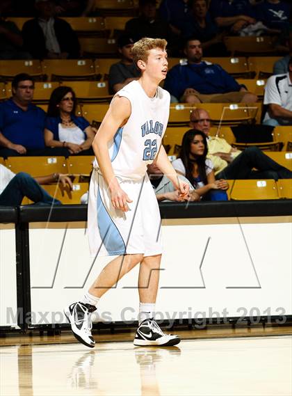 Thumbnail 3 in Broomfield vs. Valor Christian (CHSAA 4A Final Four) photogallery.