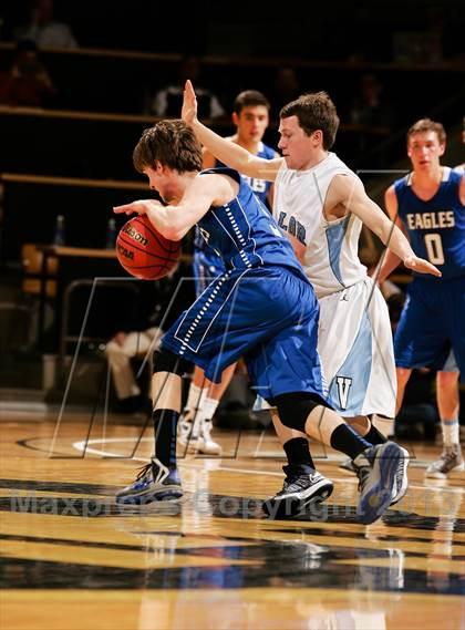 Thumbnail 2 in Broomfield vs. Valor Christian (CHSAA 4A Final Four) photogallery.