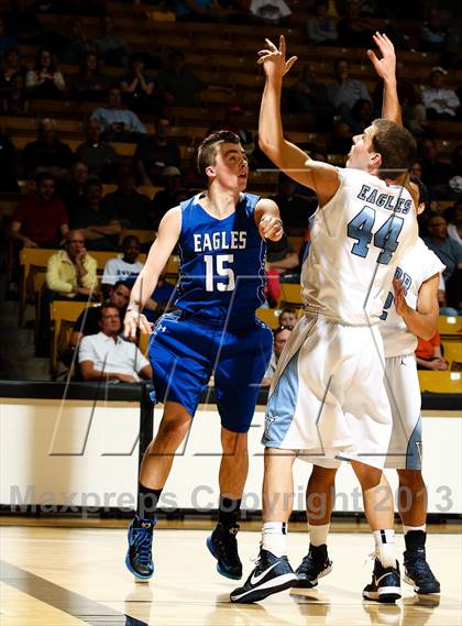 Thumbnail 3 in Broomfield vs. Valor Christian (CHSAA 4A Final Four) photogallery.