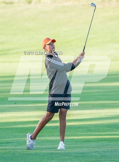 Thumbnail 3 in Jeffco League Match photogallery.