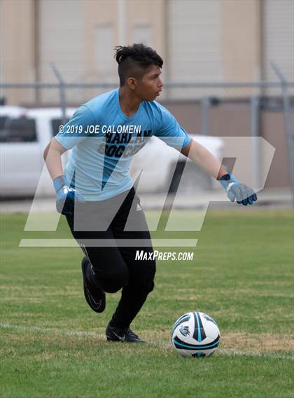 Thumbnail 3 in Lee [Robert E.] vs Harlan (Scrimmage) photogallery.